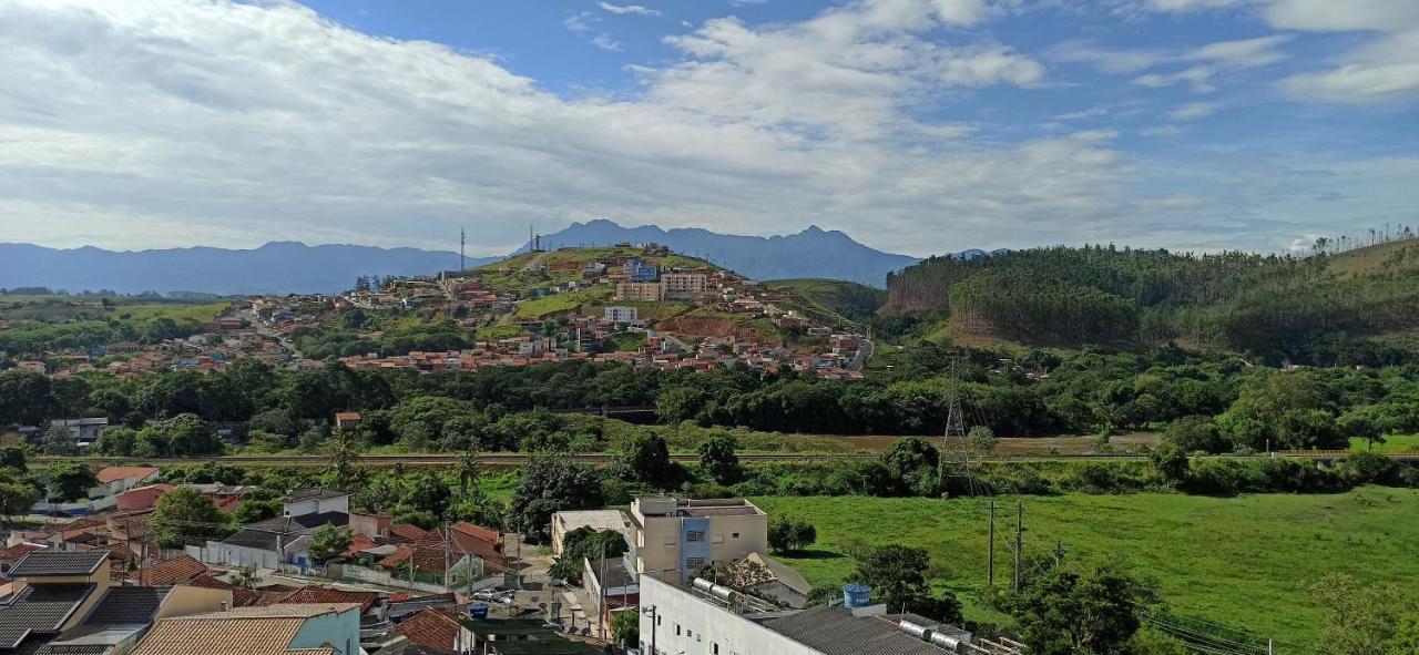 Hotel Pousada Familia De Nazare Cachoeira Paulista Ngoại thất bức ảnh