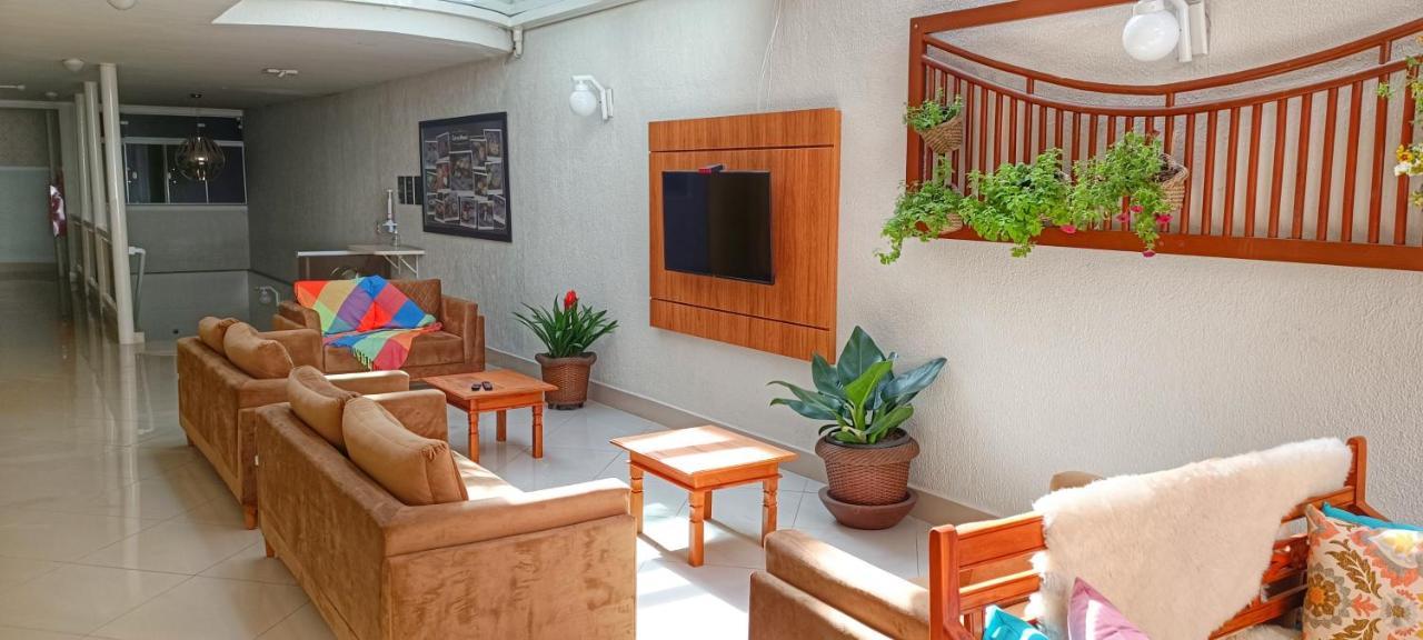 Hotel Pousada Familia De Nazare Cachoeira Paulista Ngoại thất bức ảnh